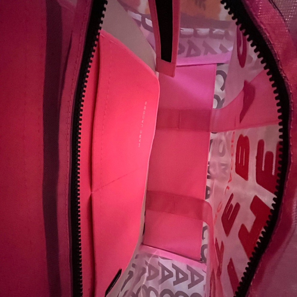 Marc Jacobs Pink Tote Bag - Picture 9 of 10